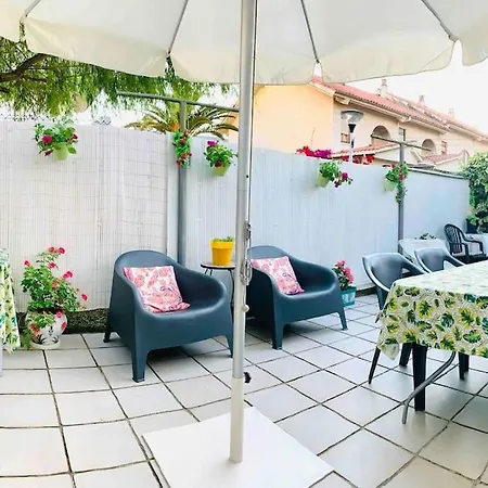 Acogedora Casa Recien Reformada Con Jardin Y Wifi Villa Laredo Exterior photo