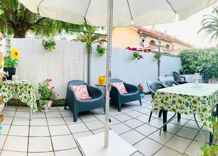 Acogedora Casa Recien Reformada Con Jardin Y Wifi