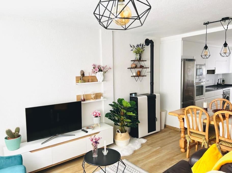 Ferienhaus Acogedora Casa Recien Reformada Con Jardin Y Wifi Laredo